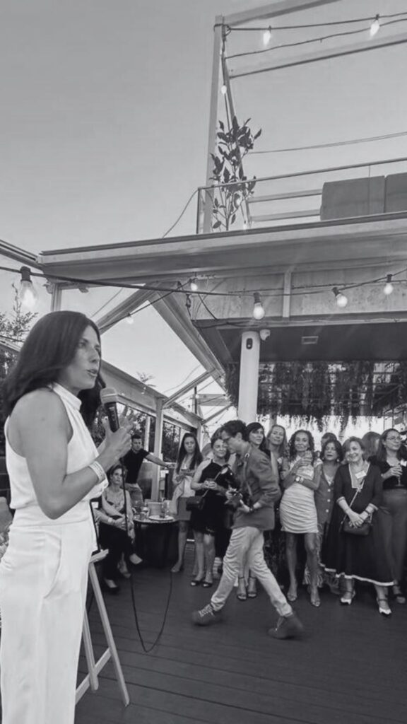 Como expresa nuestro cuerpo las emociones. Colaboración con LOEWE